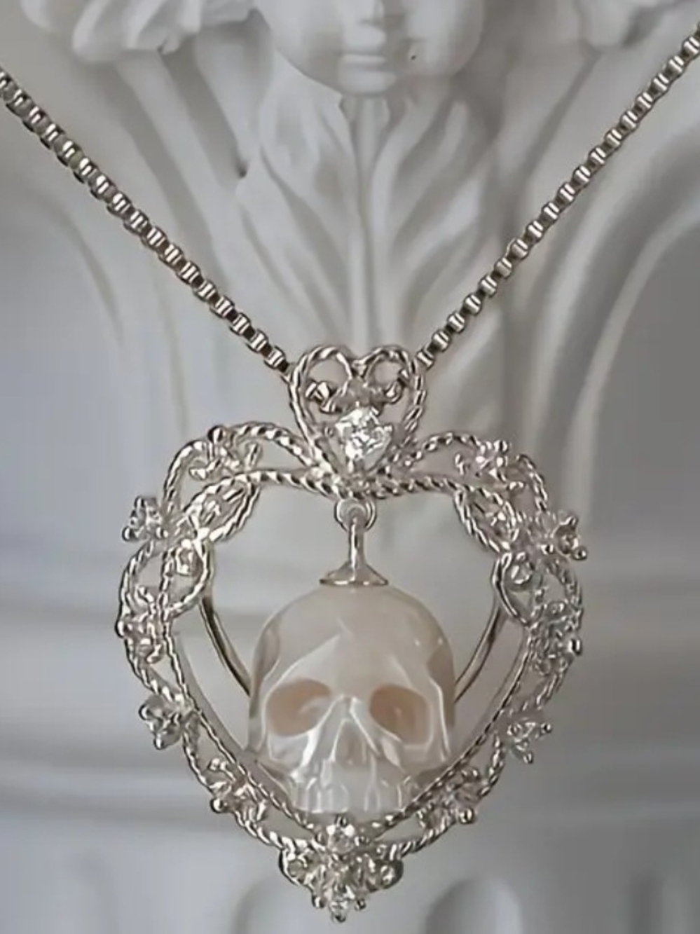 Heart Skull Pendant Necklace